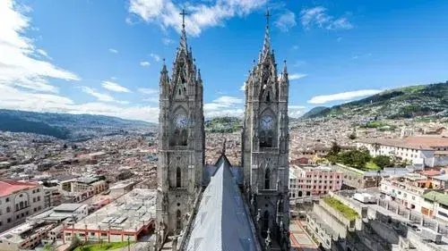 /images/home/destinations/quito/Quito-1.webp